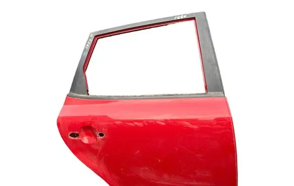 KIA Ceed Rear door