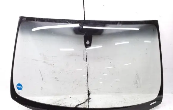 Porsche Cayenne (92A) Front windscreen/windshield window 