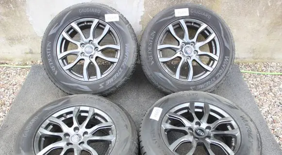 KIA Sorento R17 alloy rim 