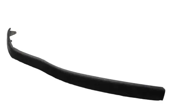 Front bumper lip