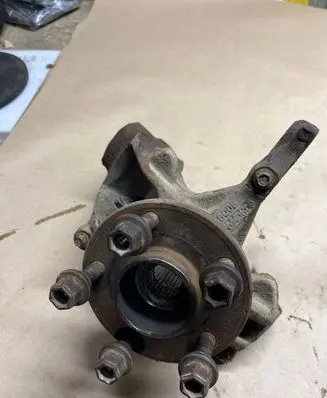 Ford Focus Front wheel hub spindle knuckle 3k171