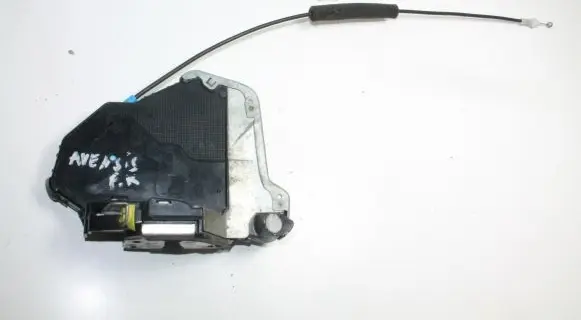 Toyota Avensis T270 Coupe door lock (next to the handle) 