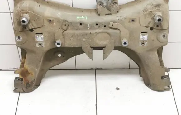 Renault Captur Front subframe