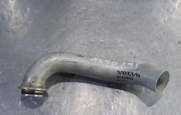 Volvo XC90 Intercooler hose/pipe 9142953