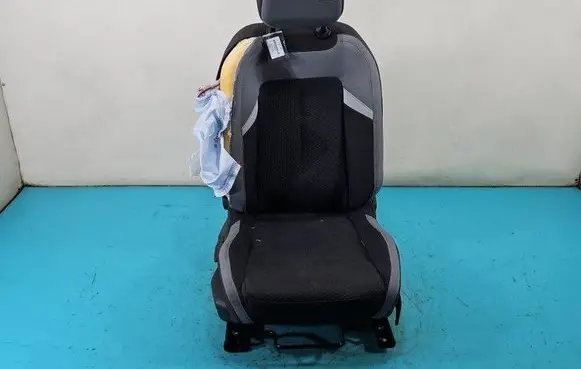 Opel Astra L Front passenger seat IMPRK1512251