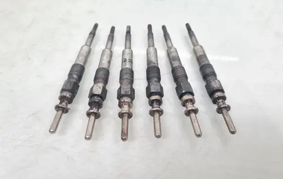 BMW 7 E65 E66 Glow plug 0100266002