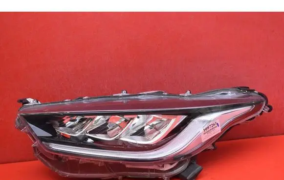 Toyota Yaris Headlight/headlamp