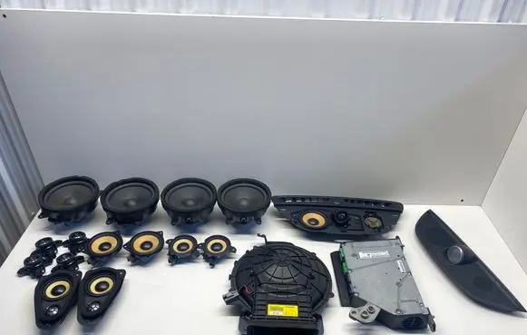 Volvo XC90 Audio system kit 31456259 31456899 31456885