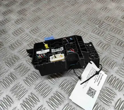 Toyota Yaris Fuse module