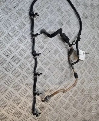BMW X5 E70 Fuel line/pipe/hose 77999651