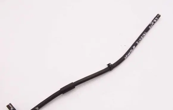 Mazda Tribute Engine coolant pipe/hose