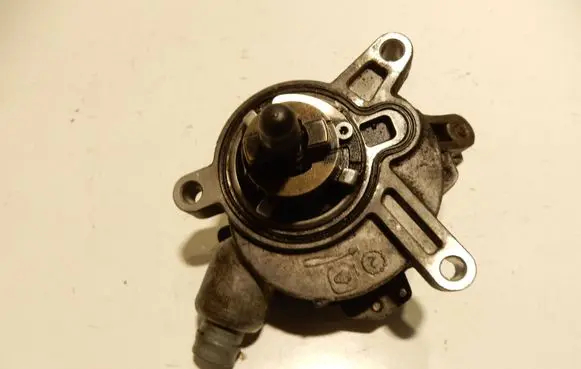 Volvo S80 Vacuum pump 08658230 1122