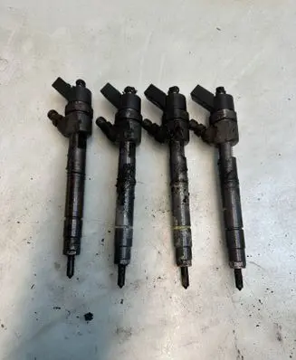 Mercedes-Benz A W168 Fuel injector A6680700987