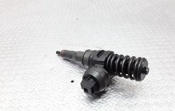 Seat Toledo III (5P) Fuel injector 038130073AG