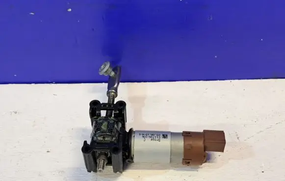 Jaguar XF X260 Seat adjustment motor C11726106