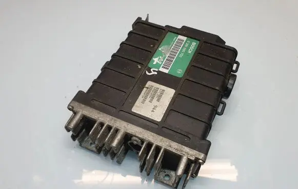 Peugeot 106 Engine control unit/module 0280000752