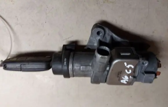Audi A6 S6 C5 4B Ignition lock 4B0905851F