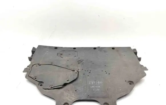 Mazda 6 Engine splash shield/under tray K6805