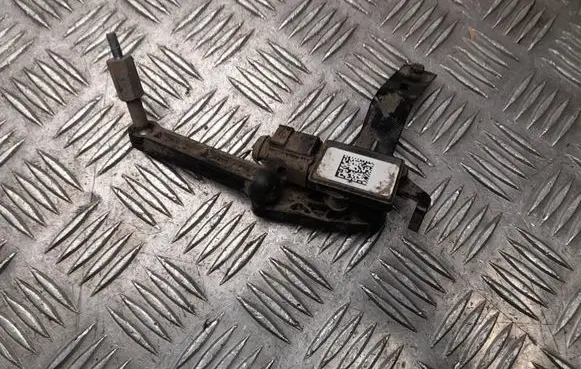 Cupra Born Headlight/headlamp level sensor 1EA512521C