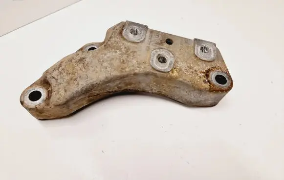 Skoda Octavia Mk3 (5E) Engine mounting bracket AC46000 AHB133
