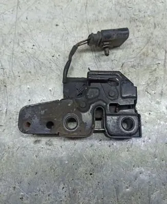 Volkswagen Touareg I Engine bonnet/hood lock/catch