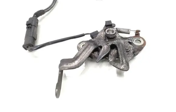 Peugeot RCZ Engine bonnet/hood lock/catch YM17375080