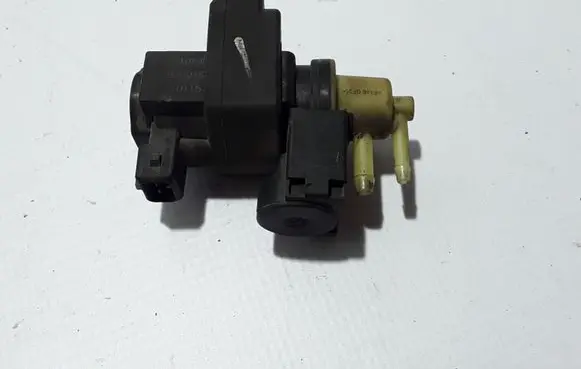 Sensor
