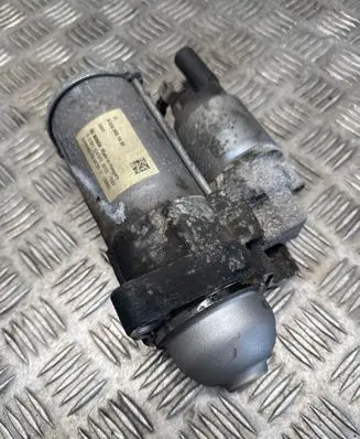 Mercedes-Benz E W213 Starter motor A6549061400 0001174612