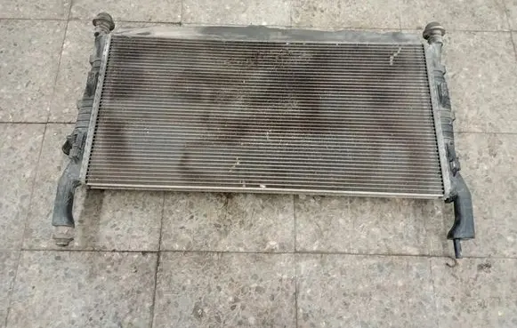 Ford Transit Coolant radiator VP6C1H-8005-CB