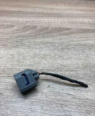 BMW 5 F10 F11 Plug wire 6941664