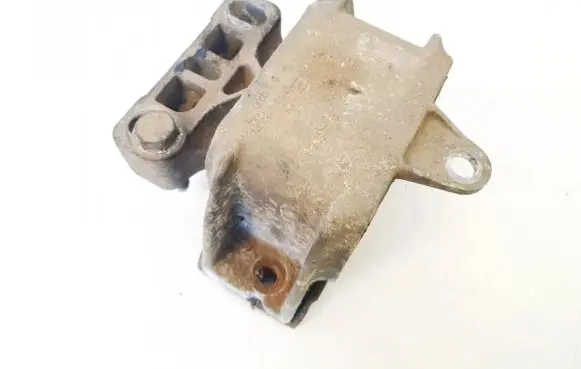 Volkswagen Golf IV Engine mount bracket 1j0199555