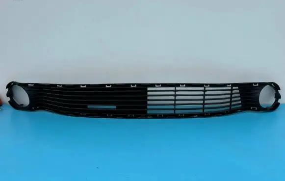 Toyota Aygo AB10 Front bumper lower grill 53112-0H150