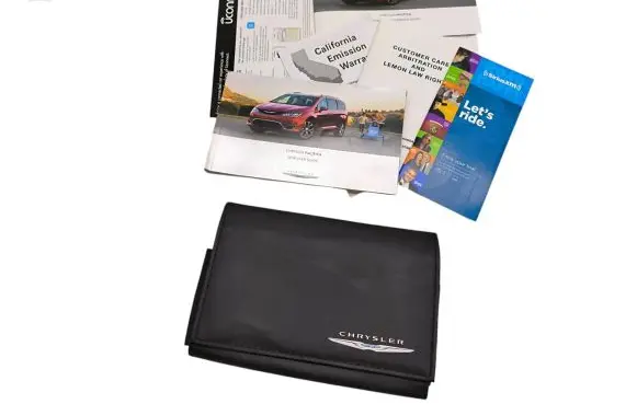 Chrysler Pacifica Owners service history hand book 
