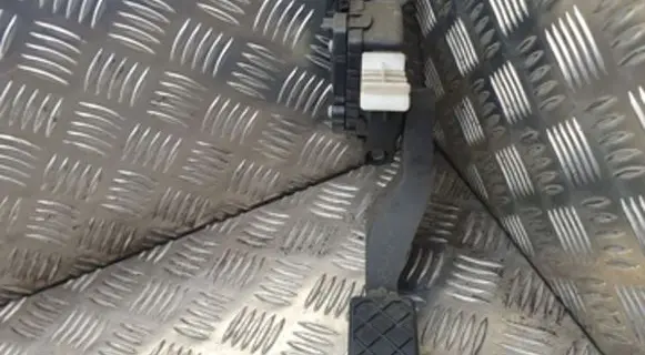 Volkswagen Golf IV Accelerator throttle pedal 0263637063 0263637063H