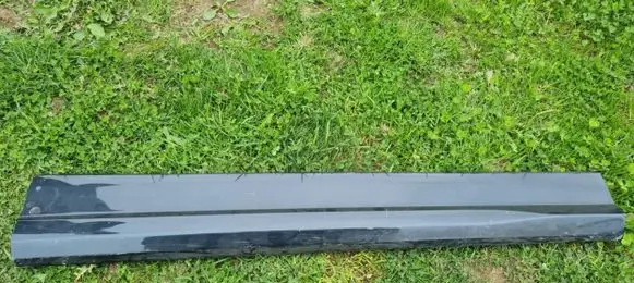 Audi Q2 - Front door trim (molding) 81A853960B