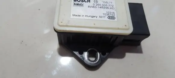 Jaguar XF ESP acceleration yaw rate sensor 0265005772 8W83-14B296-AD