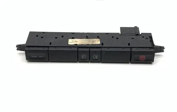 Jaguar XK8 - XKR A set of switches LJD6292EA