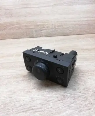 Opel Vectra C Light switch 153544