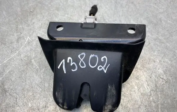 Audi A4 S4 B6 8E 8H Tailgate/trunk/boot lock/catch/latch 4B9877505M