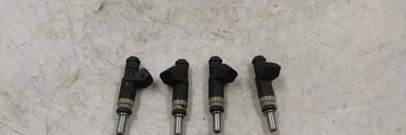 BMW 3 E46 Fuel injectors set 7506158