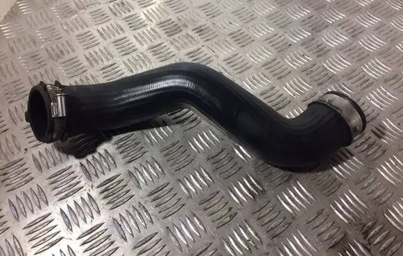 Audi A4 S4 B7 8E 8H Intercooler hose/pipe 8E0145737F PKO112511