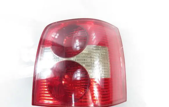 Volkswagen PASSAT B5.5 Rear/tail lights 3B9945096AA