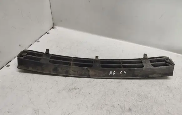 Audi A6 S6 C4 4A Front bumper lower grill 4A0807683