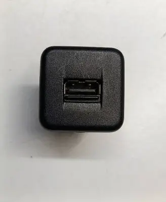 Suzuki SX4 S-Cross USB socket connector AWDFA58478478