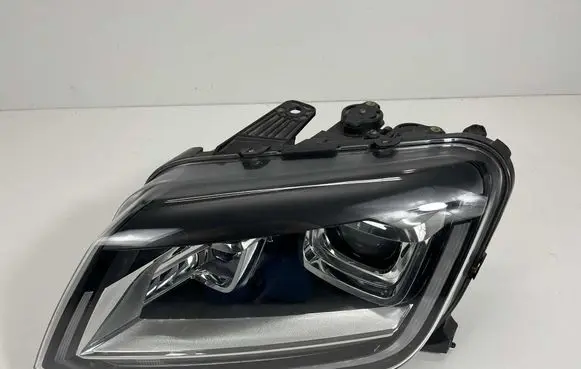 Volkswagen Amarok Headlight/headlamp 2H1941015AF 90062211 900622110P7G
