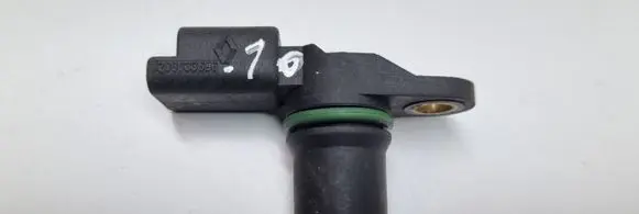 Renault Kangoo I Camshaft position sensor 8200033686