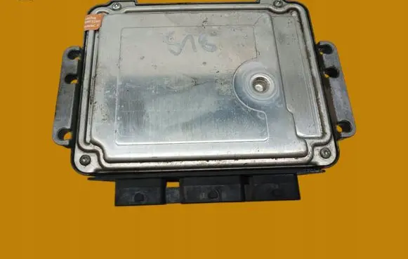 Renault Scenic II - Grand scenic II Engine control unit/module 0281011776