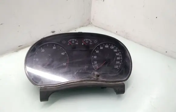Volkswagen Polo Speedometer (instrument cluster) 6Q0920800E