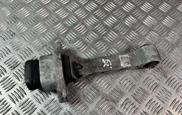 KIA Sorento Engine mount bracket 21950C5100