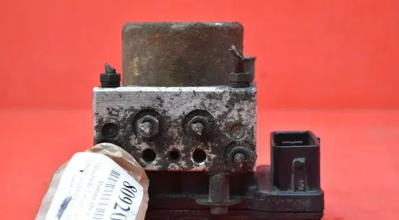 Mitsubishi Lancer ABS Pump MB5-2WDE-3X20-1